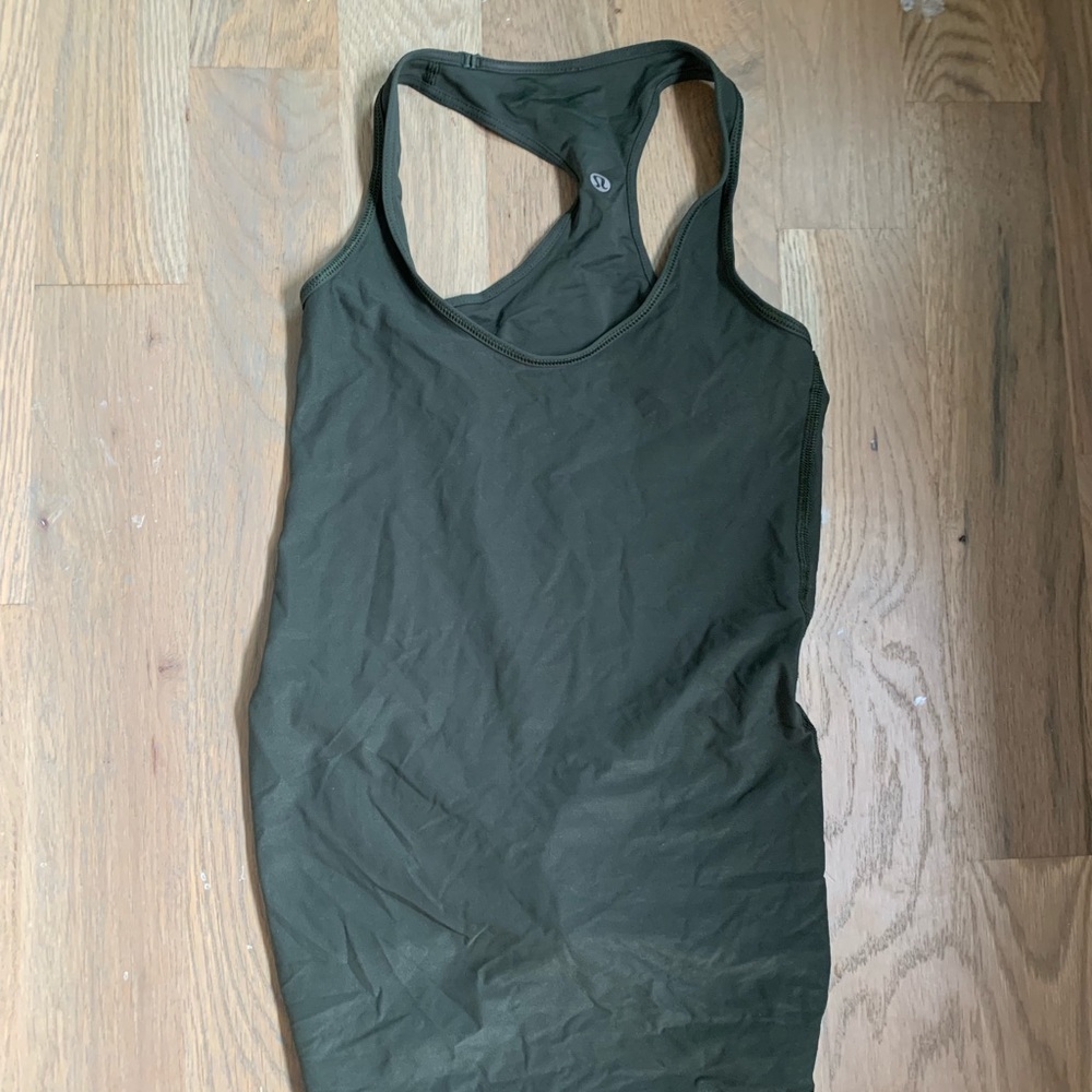 Lululemon tank top